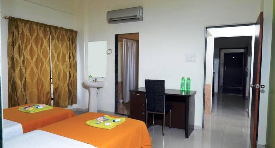 DS Group Independent Guest House, Nashik 5